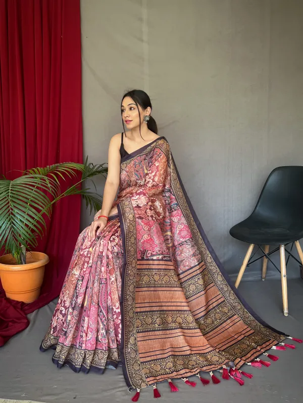 Pink_Kashmiri_Digital_Printed_Cotton_Silk_Saree_With_Blouse_Piece_Attached